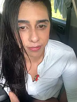 Monahliza online show from 11-28-25, 11:24