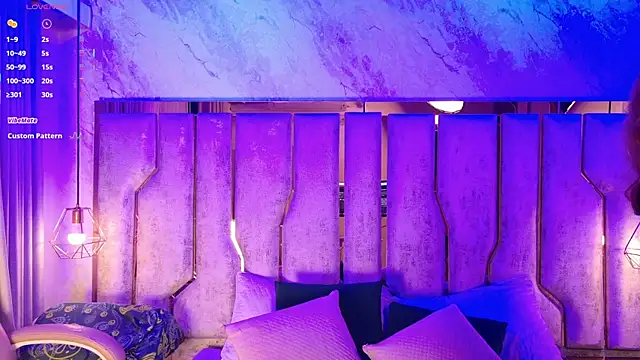 nix wolf online show from 11-26-25, 03:18