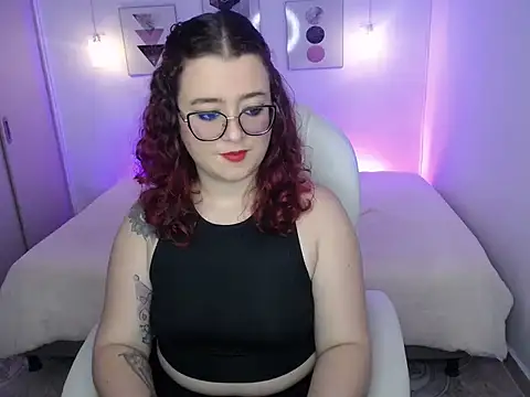 selene rouse  online show from 11-24-25, 01:22