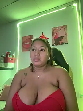 Snapshot of morena-2025 chatting on 05-08-26, 12:05 morena-2025 online show from 05-08-26, 12:05