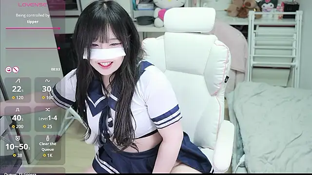 kimhyeona2005 online show from 01-12-26, 12:10