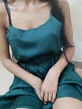 Snapshot of Asha_devi90 chatting on 04-10-26, 02:55 Asha devi90 online show from 04-10-26, 02:55