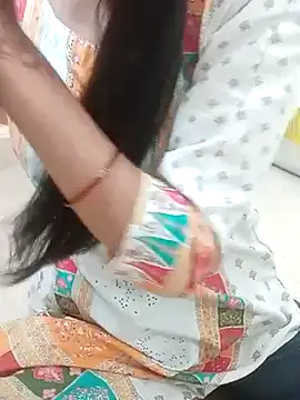 Snapshot of Asha_devi90 chatting on 04-18-26, 07:18 Asha devi90 online show from 04-18-26, 07:18
