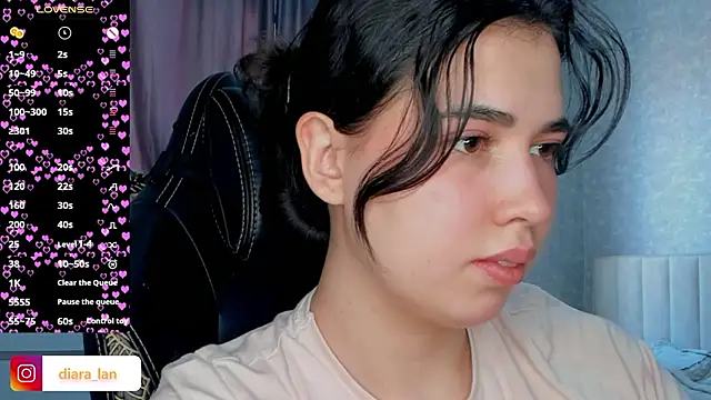 Snapshot of Diara_1an chatting on 03-25-26, 04:07 Diara 1an online show from 03-25-26, 04:07