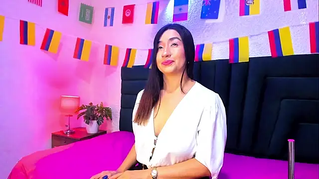 VictoriaRouge  online show from 07-12-26, 08:11