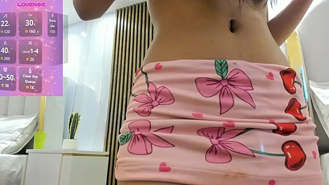 roxyflame  online show from 05-12-26, 11:29