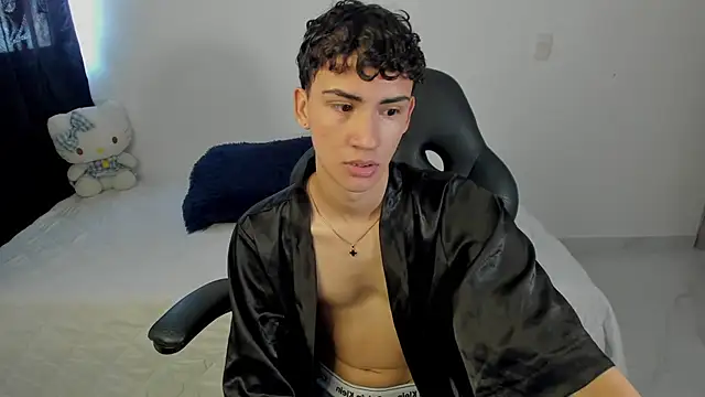 Snapshot of Camiboy666 chatting on 11-16-25, 06:24 Camiboy666 online show from 11-16-25, 06:24