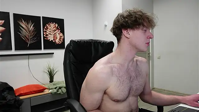 Snapshot of Charles_Dreams chatting on 02-22-26, 09:57 Charles Dreams online show from 02-22-26, 09:57