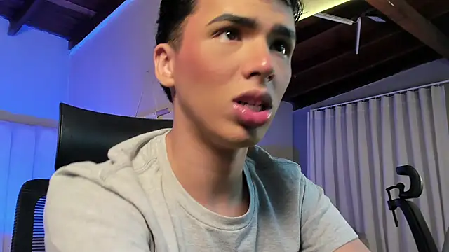 Seab trooy online show from 03-12-26, 04:07