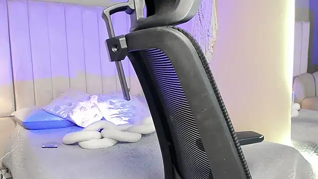 Seab trooy online show from 03-25-26, 03:23