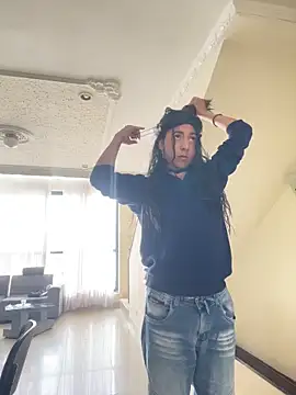 Snapshot of Hopemoretti chatting on 02-17-26, 07:31 Hopemoretti online show from 02-17-26, 07:31