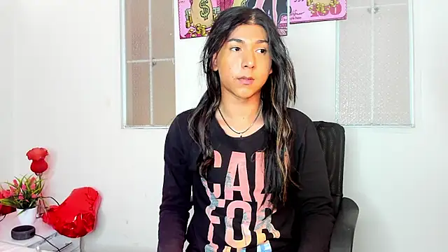 Snapshot of Hopemoretti chatting on 02-26-26, 08:30 Hopemoretti online show from 02-26-26, 08:30