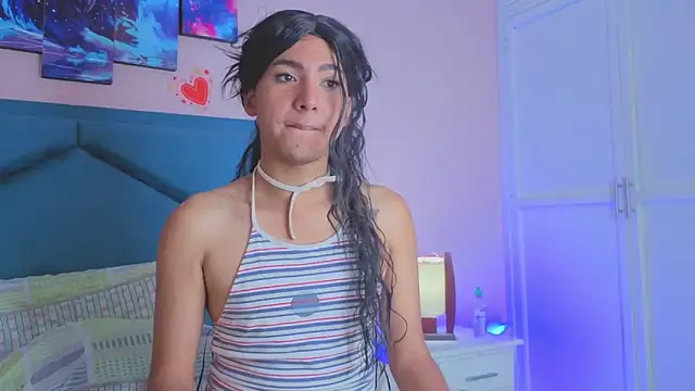 Snapshot of Hopemoretti chatting on 03-14-26, 03:06 Hopemoretti online show from 03-14-26, 03:06