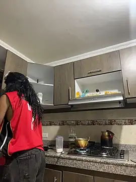 Snapshot of Hopemoretti chatting on 03-27-26, 12:38 Hopemoretti online show from 03-27-26, 12:38