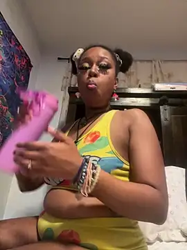 Snapshot of sexcikween chatting on 02-13-26, 09:38 sexcikween online show from 02-13-26, 09:38