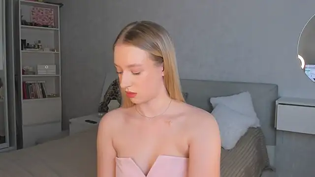 Snapshot of elldiana chatting on 03-03-26, 05:24 elldiana online show from 03-03-26, 05:24