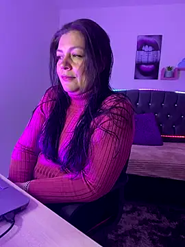 Snapshot of SAMANTHA_EF chatting on 11-20-25, 12:49 SAMANTHA EF online show from 11-20-25, 12:49