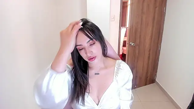 SOFIA SWEETT22 online show from 05-01-26, 10:03