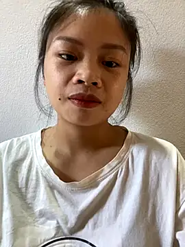 sara-xx online show from 11-26-25, 08:04