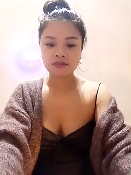 sara-xx online show from 12-19-25, 08:05