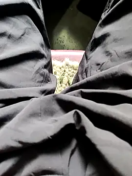 Fun with me05 online show from 11-18-25, 02:50