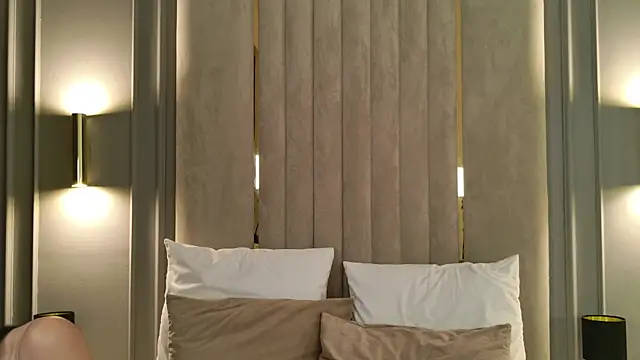 RileyHeaven online show from 06-21-26, 08:55