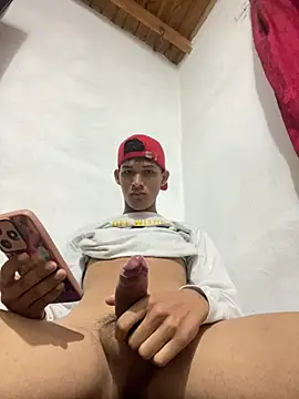 Luigi cumming1 online show from 04-03-26, 12:36