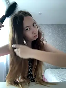 Holy Poly online show from 12-17-25, 08:20