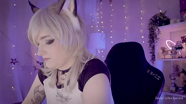 vronnier online show from 12-19-25, 04:03