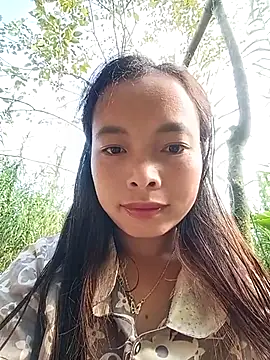 Yumi 08 online show from 11-16-25, 01:55