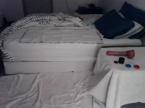 Redheadstud online show from 01-14-26, 06:52