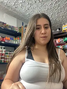 Snapshot of Scarlett_Noire_outdoors chatting on 11-14-25, 11:46 Scarlett Noire outdoors online show from 11-14-25, 11:46