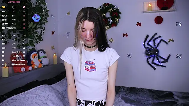 Emmie shy online show from 12-21-25, 11:17