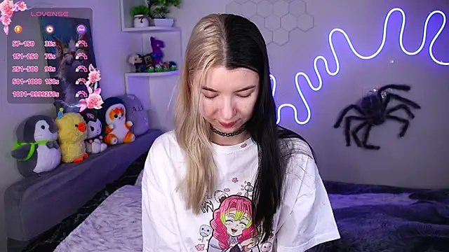 Emmie shy online show from 04-09-26, 07:30