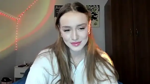 tinyglow online show from 03-21-26, 12:37