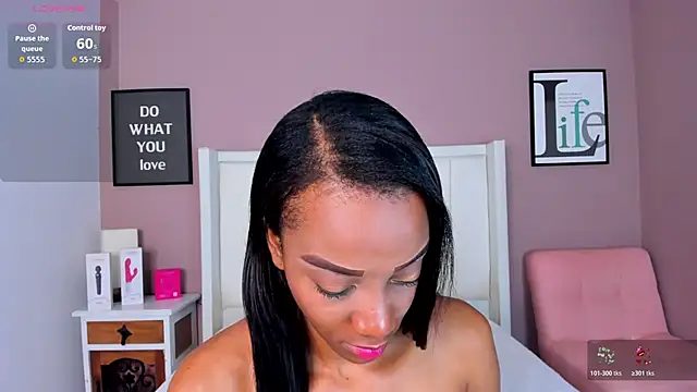 SandyAdaeze online show from 12-04-25, 12:03