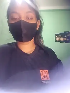 Snapshot of Disha_Nur0 chatting on 12-19-25, 10:39 Disha Nur0 online show from 12-19-25, 10:39