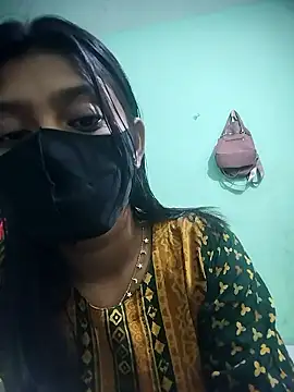 Snapshot of Disha_Nur0 chatting on 01-17-26, 10:35 Disha Nur0 online show from 01-17-26, 10:35