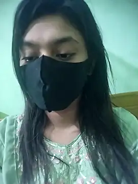 Snapshot of Disha_Nur0 chatting on 03-12-26, 11:33 Disha Nur0 online show from 03-12-26, 11:33