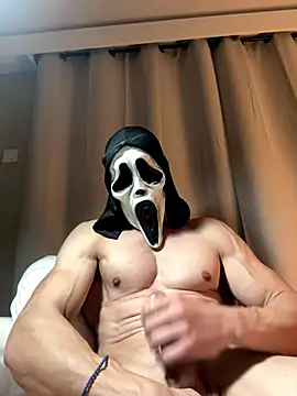 Luna MaskedMan online show from 12-20-25, 09:05