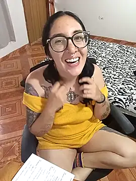 Melinerd online show from 12-15-25, 07:07