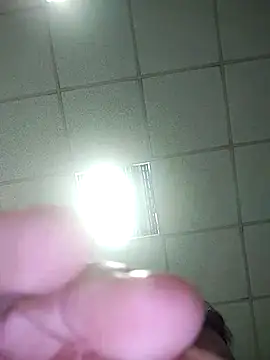 Snapshot of platone09 chatting on 11-07-25, 02:17 platone09 online show from 11-07-25, 02:17