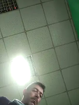 Snapshot of platone09 chatting on 11-08-25, 02:17 platone09 online show from 11-08-25, 02:17