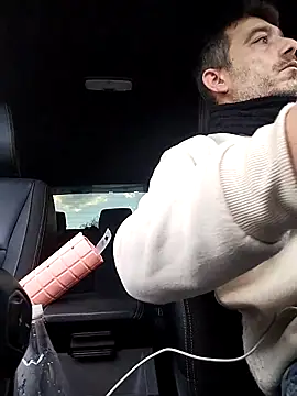 Snapshot of platone09 chatting on 11-20-25, 03:34 platone09 online show from 11-20-25, 03:34