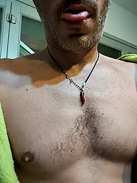 Snapshot of platone09 chatting on 01-07-26, 11:07 platone09 online show from 01-07-26, 11:07