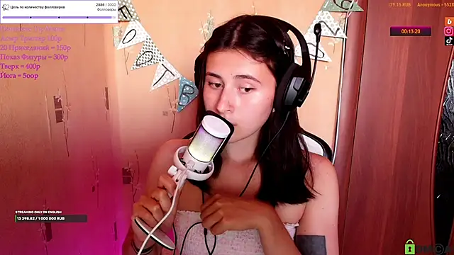 KristinaScott online show from 06-19-26, 05:28
