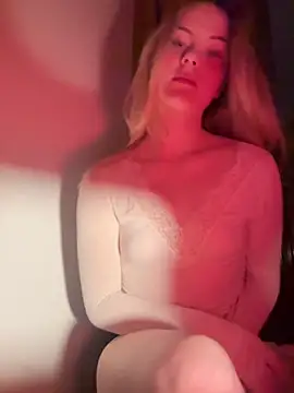 Josefinswe online show from 11-26-25, 10:22