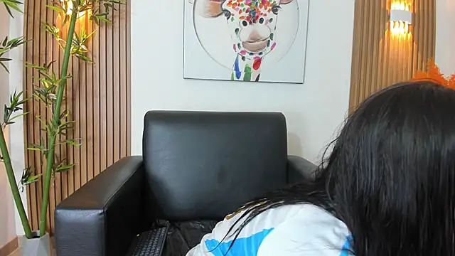 Emily Frostt online show from 04-29-26, 12:20