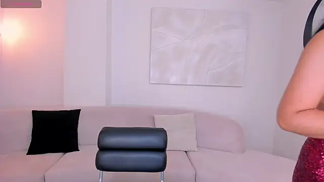 Snapshot of SophieLanne chatting on 02-14-26, 08:16 SophieLanne online show from 02-14-26, 08:16