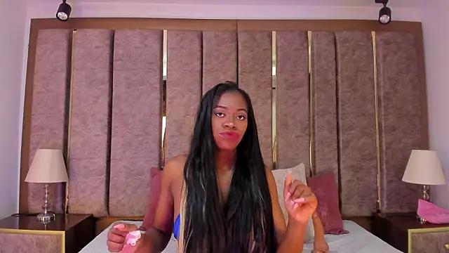 NalaRoux online show from 02-01-26, 03:38